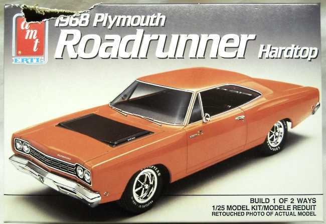 AMT 1/25 1968 Plymouth Roadrunner Hardtop, 6515 plastic model kit